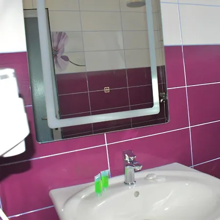 ホテル Llaka ヒマラ