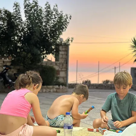 Llaka Hotel